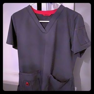 Carhartt scrub top